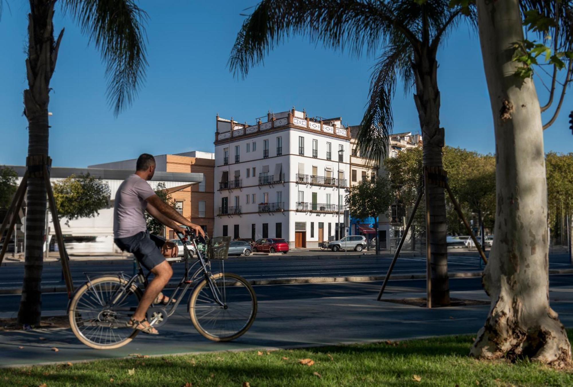 City Center - Avenue Luxury Apartment - Private Free Parking Sevilla Buitenkant foto